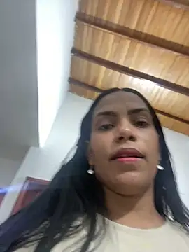 ArielleMillerr online show from January 27, 6:31 pm