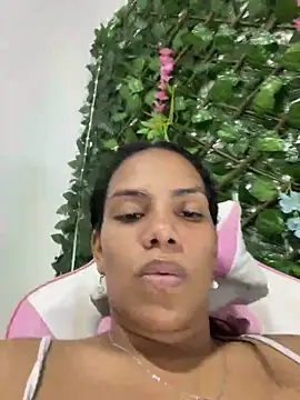 ArielleMillerr online show from February 18, 5:31 pm