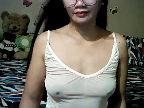 Snapshot of Mia_Rein chatting on October 5, 1:42 pm Mia Rein online show from October 5, 1:42 pm