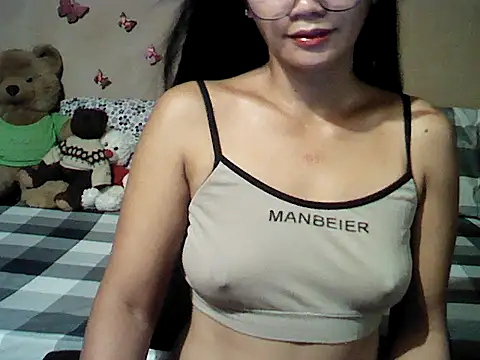Mia Rein online show from May 13, 1:41 pm