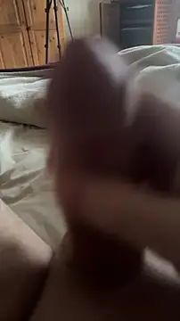 Snapshot of OhMyRichard chatting on January 6, 9:13 am OhMyRichard online show from January 6, 9:13 am