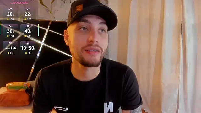 Snapshot of Pleasure_Vibes23 chatting on September 26, 9:30 pm Pleasure Vibes23 online show from September 26, 9:30 pm