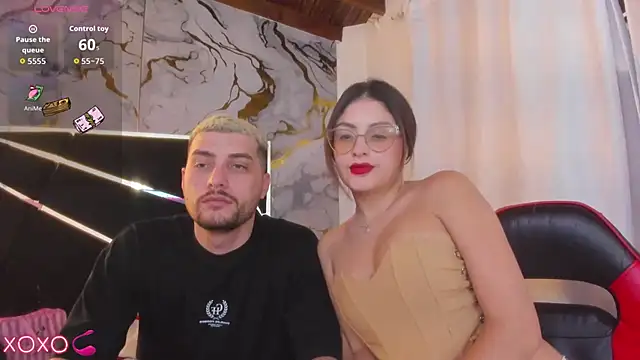 Snapshot of Pleasure_Vibes23 chatting on October 16, 10:00 pm Pleasure Vibes23 online show from October 16, 10:00 pm