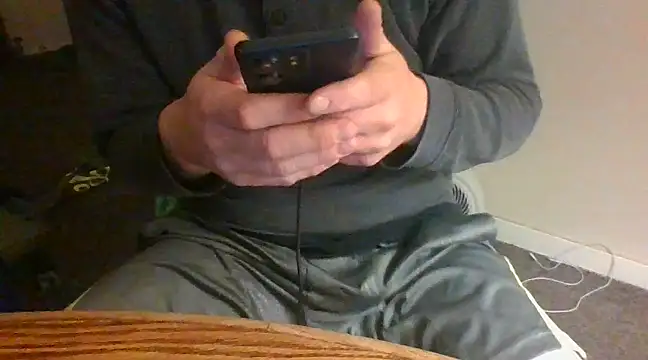 Snapshot of Windycityhippie chatting on December 26, 12:46 am Windycityhippie online show from December 26, 12:46 am