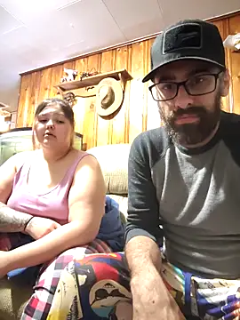 Snapshot of mak_bain chatting on April 6, 3:26 am mak bain online show from April 6, 3:26 am