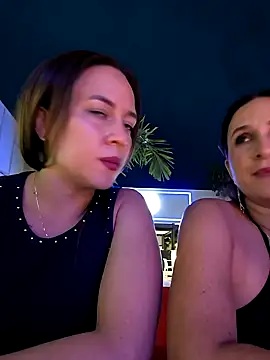 Nanybaker95 online show from May 8, 11:32 pm