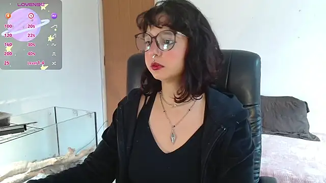 myamillor online show from September 26, 12:20 pm