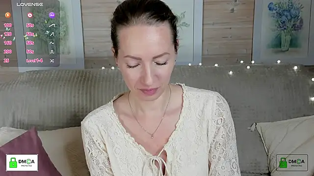 Queenymel online show from October 26, 3:29 pm