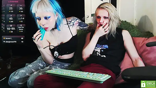 Alien Bella online show from December 8, 2:39 am