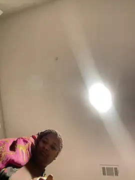 BigFineSelena online show from December 25, 12:37 am