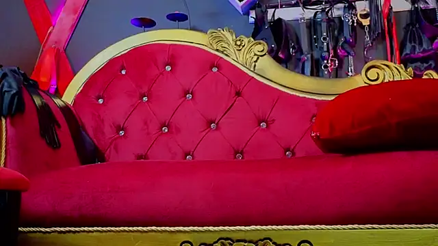 PerlaDivaio online show from November 4, 2:16 pm