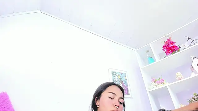 miss soffi  online show from May 7, 6:02 pm