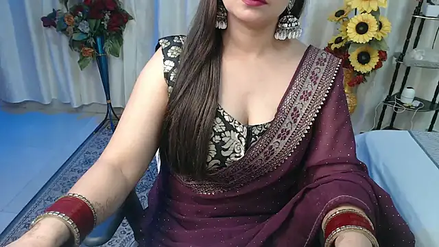 Snapshot of mahimagicdoll_DESI chatting on February 9, 8:24 pm mahimagicdoll DESI online show from February 9, 8:24 pm