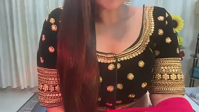 Snapshot of mahimagicdoll_DESI chatting on February 16, 6:21 pm mahimagicdoll DESI online show from February 16, 6:21 pm