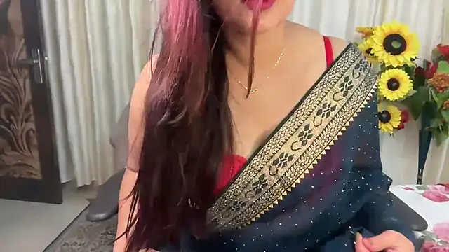 Snapshot of mahimagicdoll_DESI chatting on March 17, 3:47 am mahimagicdoll DESI online show from March 17, 3:47 am
