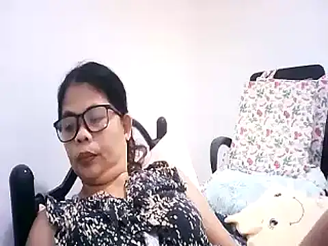 pinay milfxx online show from November 9, 12:53 am