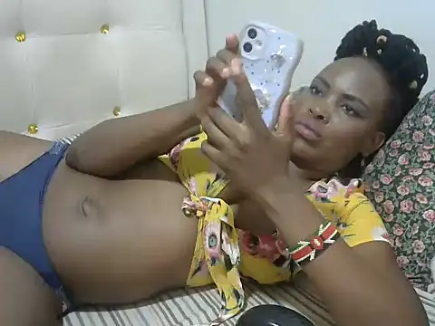 Snapshot of Sexy-santa chatting on January 19, 10:41 am Sexy-santa online show from January 19, 10:41 am