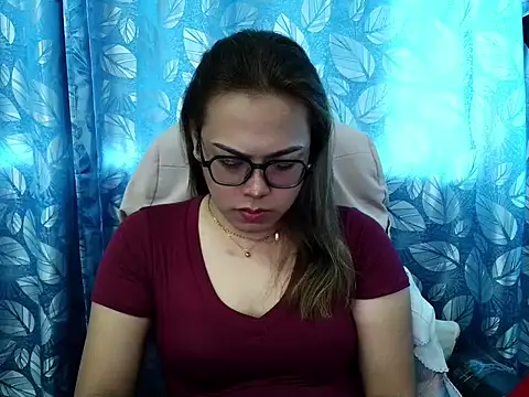 Your PrettyGirlxxx online show from November 24, 6:13 am