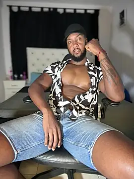 blackdrey18 online show from May 8, 10:42 am