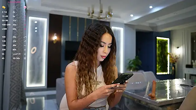 angel luisa online show from February 24, 2:15 pm