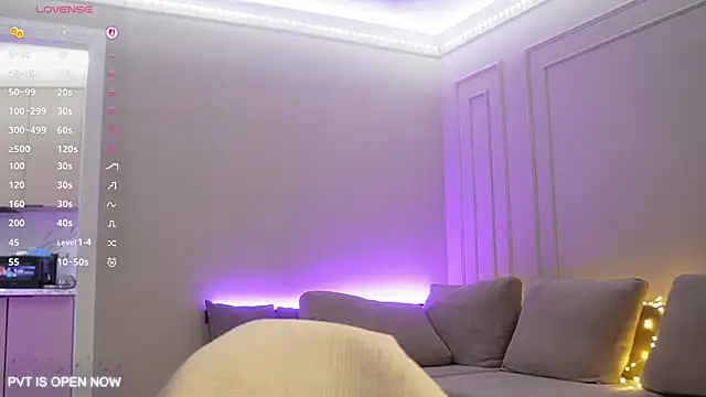 angel luisa online show from May 14, 2:02 pm