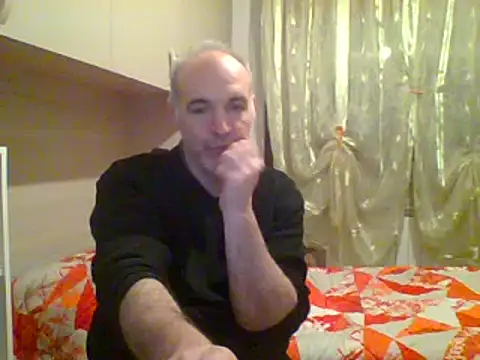 Snapshot of Setesesso7 chatting on December 11, 7:14 pm Setesesso7 online show from December 11, 7:14 pm