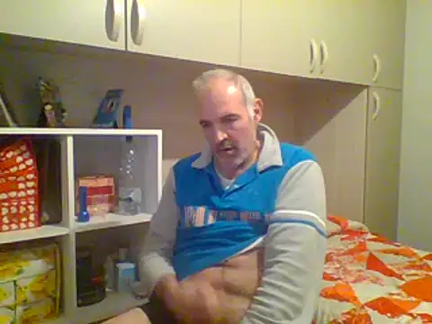 Snapshot of Setesesso7 chatting on December 22, 4:17 pm Setesesso7 online show from December 22, 4:17 pm