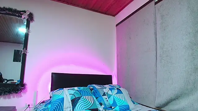 yesie hot online show from January 26, 12:05 am