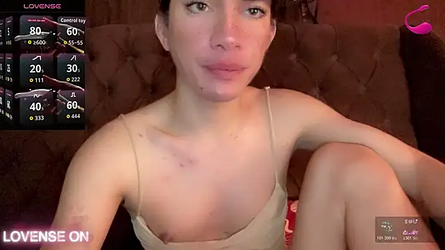 Snapshot of QUEEN_LILITH chatting on March 28, 5:51 am QUEEN LILITH online show from March 28, 5:51 am