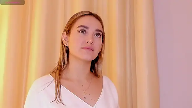 Assh lee  online show from January 8, 1:02 pm