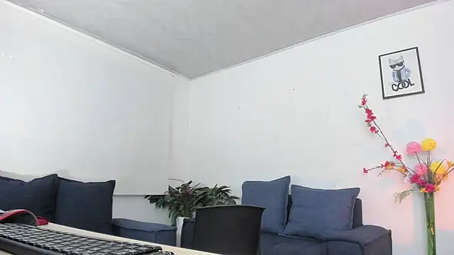 alicia rouusel online show from October 22, 12:33 am