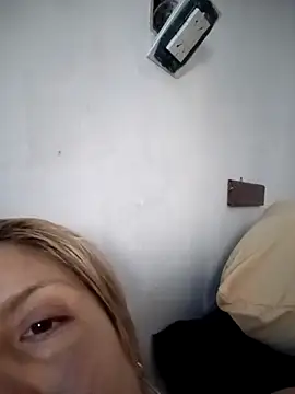 La pauli latina online show from June 8, 2:01 am