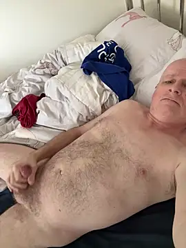 Snapshot of locallad88 chatting on March 13, 8:54 am locallad88 online show from March 13, 8:54 am