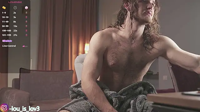 Snapshot of Louis_Karlos chatting on September 25, 3:43 am Louis Karlos online show from September 25, 3:43 am