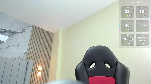 Snapshot of MAGIEVANS1 chatting on September 24, 2:37 am MAGIEVANS1 online show from September 24, 2:37 am