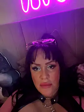 Snapshot of Lolaley2 chatting on October 5, 9:07 am Lolaley2 online show from October 5, 9:07 am