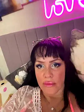 Snapshot of Lolaley2 chatting on October 11, 6:45 am Lolaley2 online show from October 11, 6:45 am