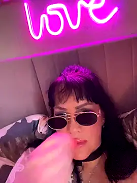 Snapshot of Lolaley2 chatting on October 26, 6:08 am Lolaley2 online show from October 26, 6:08 am