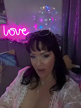 Snapshot of Lolaley2 chatting on January 10, 11:45 am Lolaley2 online show from January 10, 11:45 am