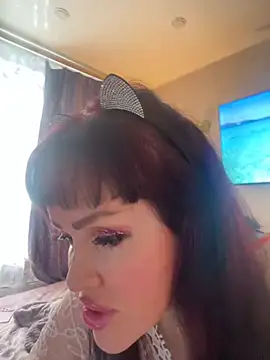 Snapshot of Lolaley2 chatting on February 20, 5:59 am Lolaley2 online show from February 20, 5:59 am