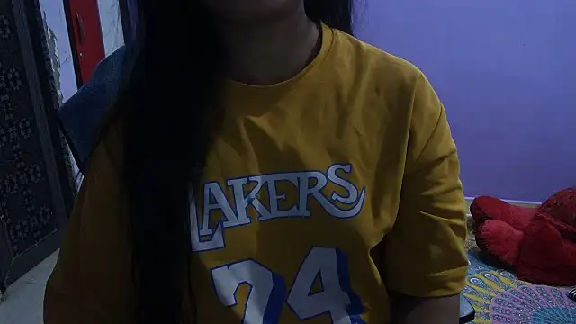 BabyNaina online show from December 5, 6:48 pm