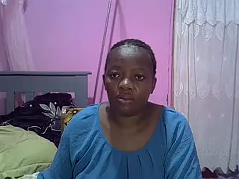 Snapshot of Ebonyceline chatting on December 22, 6:39 am Ebonyceline online show from December 22, 6:39 am