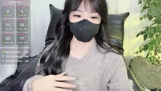 Snapshot of Mya_Lee chatting on January 8, 7:24 pm Mya Lee online show from January 8, 7:24 pm