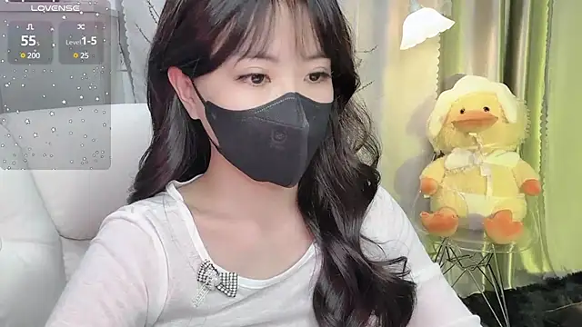 Snapshot of Mya_Lee chatting on January 21, 2:37 pm Mya Lee online show from January 21, 2:37 pm