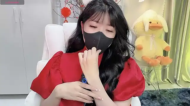 Snapshot of Mya_Lee chatting on January 25, 4:35 pm Mya Lee online show from January 25, 4:35 pm