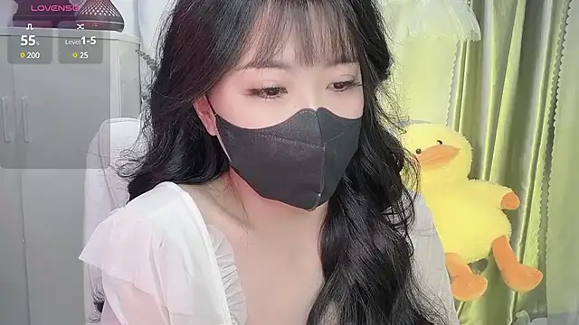 Snapshot of Mya_Lee chatting on February 12, 3:49 pm Mya Lee online show from February 12, 3:49 pm
