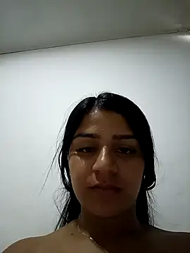 Snapshot of AnnRosse18 chatting on December 10, 6:49 pm AnnRosse18 online show from December 10, 6:49 pm