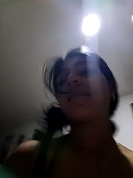 Snapshot of AnnRosse18 chatting on February 19, 2:23 am AnnRosse18 online show from February 19, 2:23 am