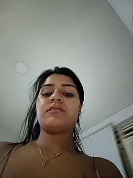 Snapshot of AnnRosse18 chatting on February 22, 2:39 am AnnRosse18 online show from February 22, 2:39 am