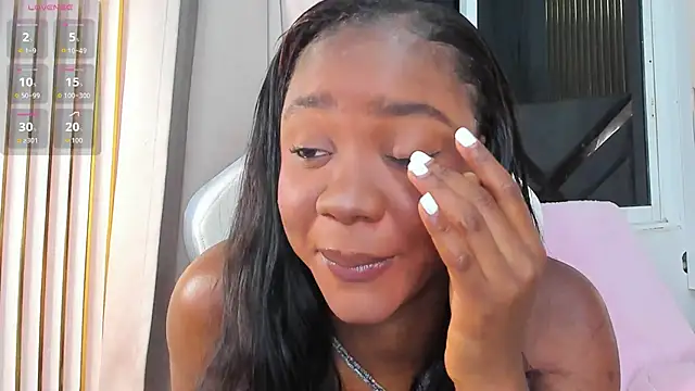 GianinaLewis online show from April 24, 1:46 pm